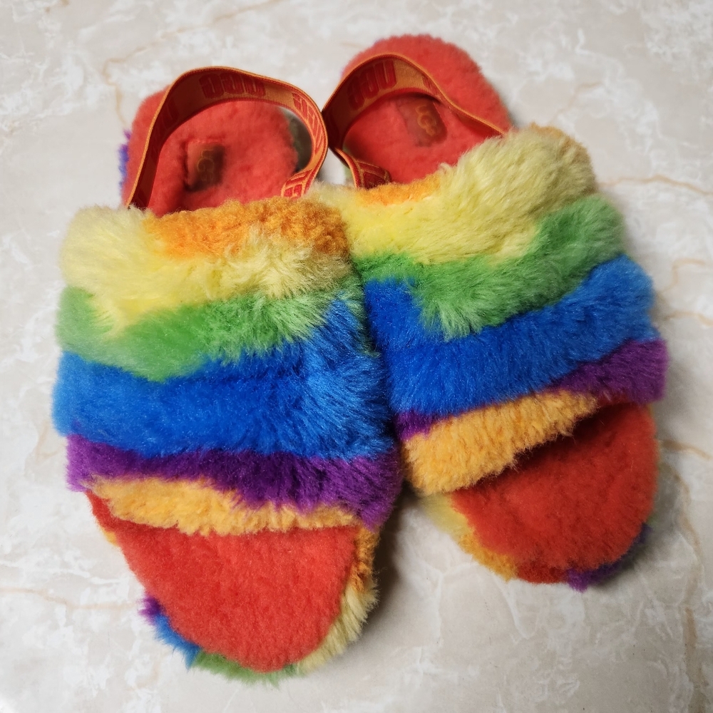 UGG Fluff Yeah Rainbow Shoes Slippers Size 6